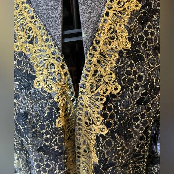 Gorgeous vintage sheer black lace trimmed with gold over coat or pool cover up - Picture 3 of 7